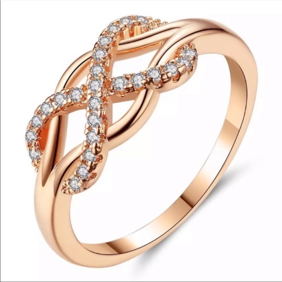 New Infinite Love Rose Gold Diamond Ring💍 - Picture 4 of 7